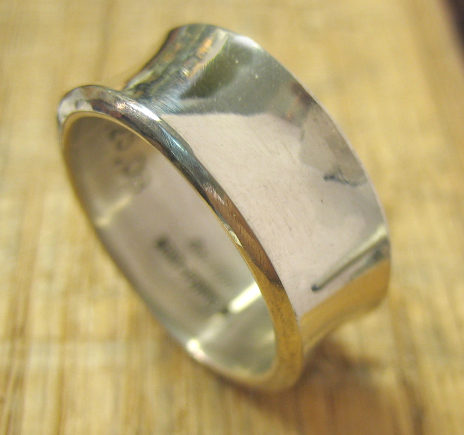 concave thick sterling silver band.jpg